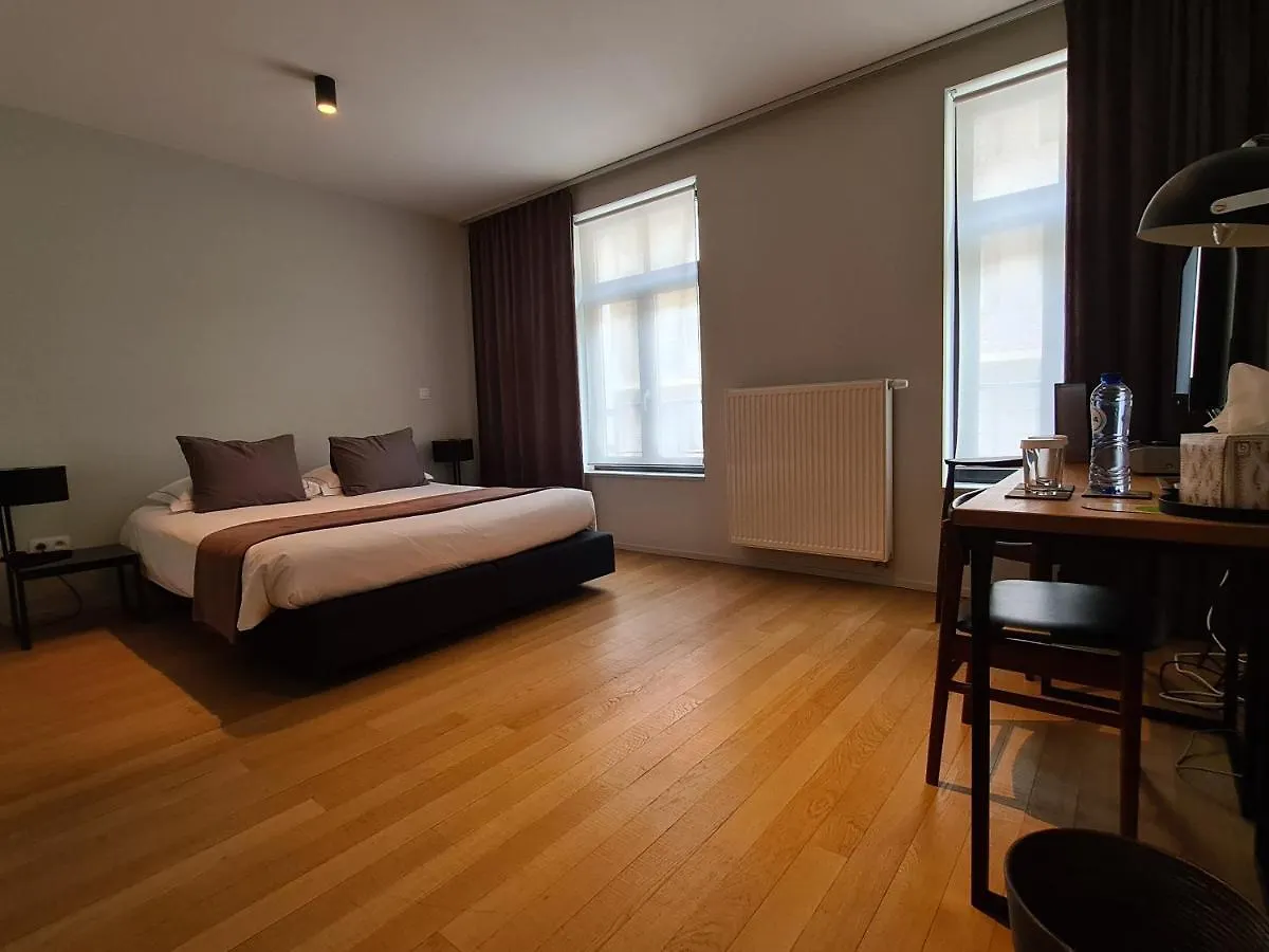 B&B A Côté du Cinquantenaire Bruxelles Bed & Breakfast