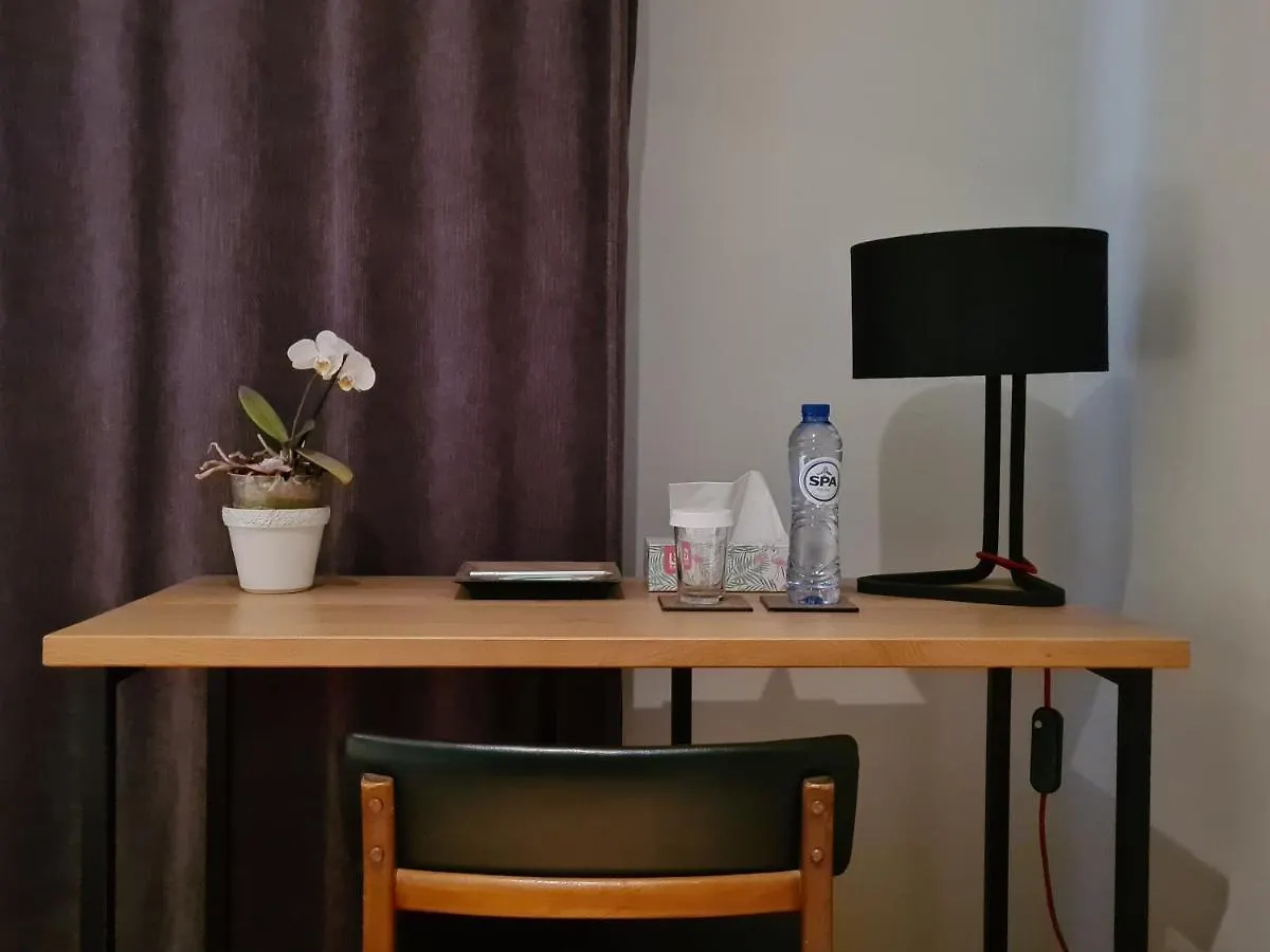 B&B A Côté du Cinquantenaire Bruxelles Couette-café